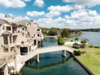More Details about MLS # 6973839 : 2329 WESTLAKE DR DR 4