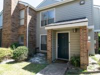 More Details about MLS # 7489604 : 2018 W RUNDBERG LN 19B