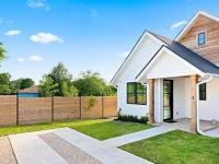 More Details about MLS # 8067841 : 7706 WATSON ST 4