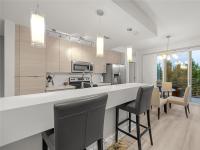 More Details about MLS # 8227511 : 604 N BLUFF DR 251