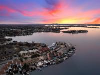 More Details about MLS # 8352295 : 510 N HORSESHOE BAY BLVD