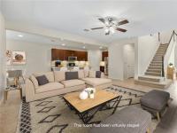More Details about MLS # 9153257 : 9420 PRIVET DR